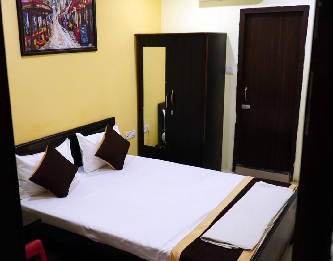 Hotel Atithi Niwas Allāhābād Junction Exterior foto